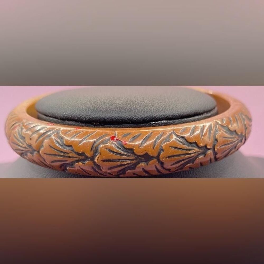 Carved Brown Leaf Motif Bangle Bracelet Wide Resin Plastic Chunky Jewelry Boho